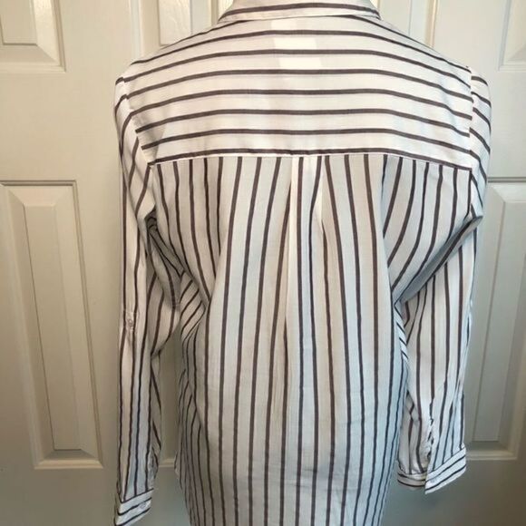 Express Striped Top - Picture 6 of 10